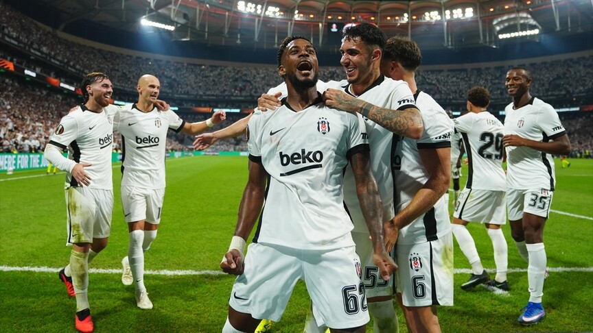 Beşiktaş, Orta Sahası ve Taraftarıyla Güçlü Başlangıç Yaptı