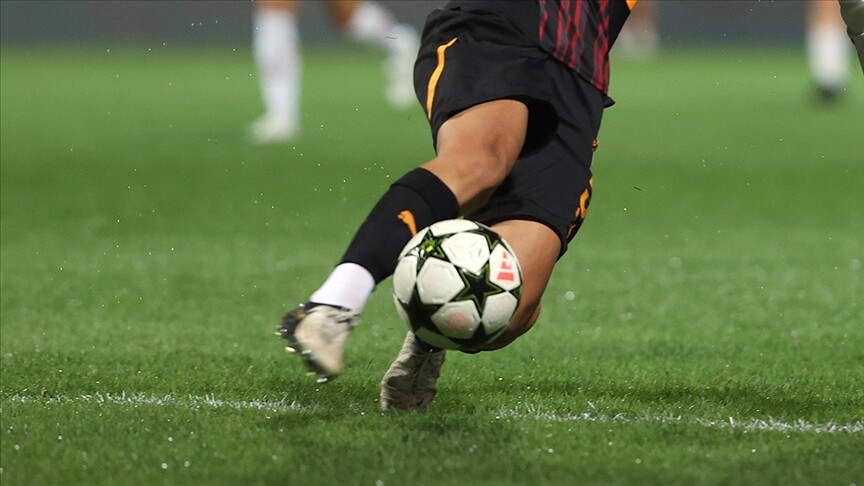 Kadın futbolunda derbi heyecanı