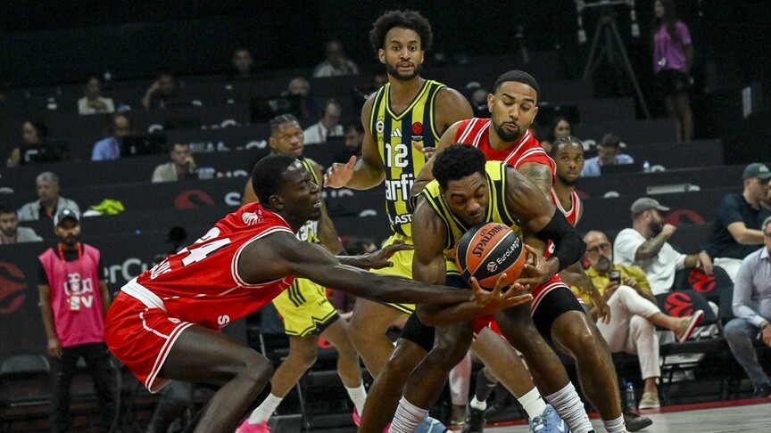 Süper Kupa’da finale yükselen Olympiakos oldu