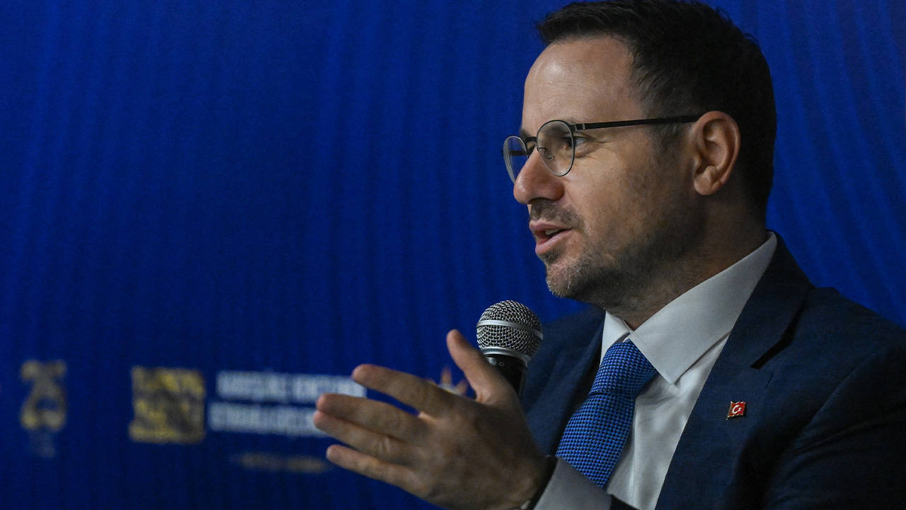 Gürlek yabancı yatırımcılara seslendi: Türkiye hukuk alanında en güvenilir en öngörülebilir ülke