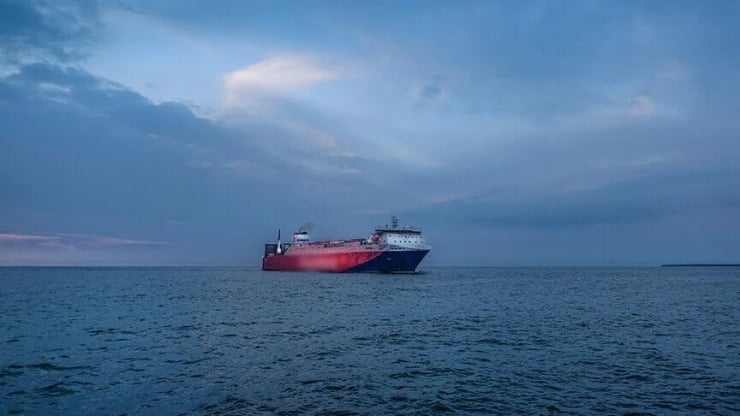 İran, savaşta ele geçirilen ABD ve İsrail gemilerini satacak