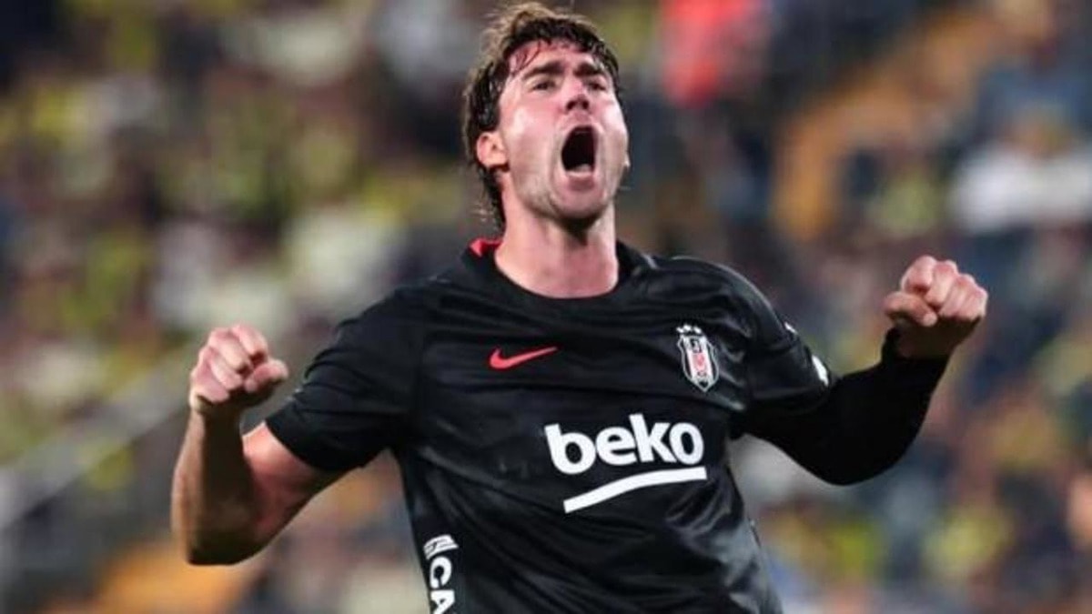 Vlahovic sakatlandı: Milli kadrodan çıkartılıyor