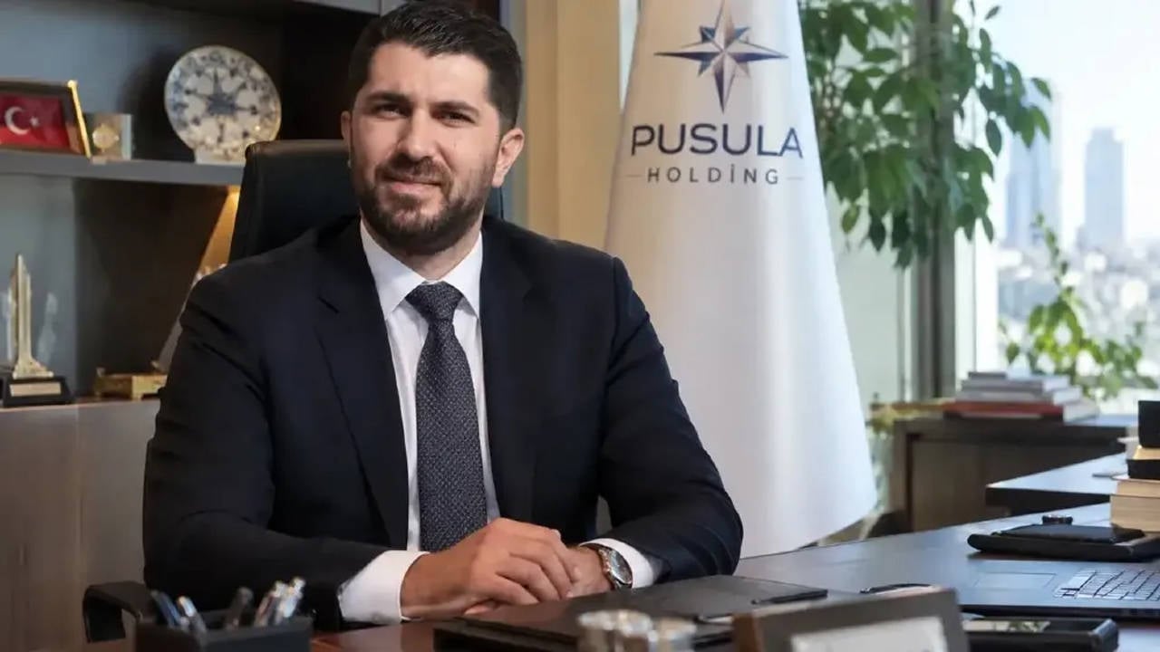 Pusula’nın Yönetim Kurulu Başkanı’nın çok tuhaf para trafiği: Bankaya elden 1,8 milyar lira yatırmış!