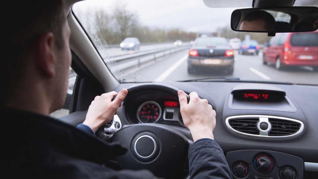 Malta’da trafik sorununa ilginç çözüm: Araba kullanmaktan vazgeçip ehliyetini iade et, al sana 1,5 milyon lira