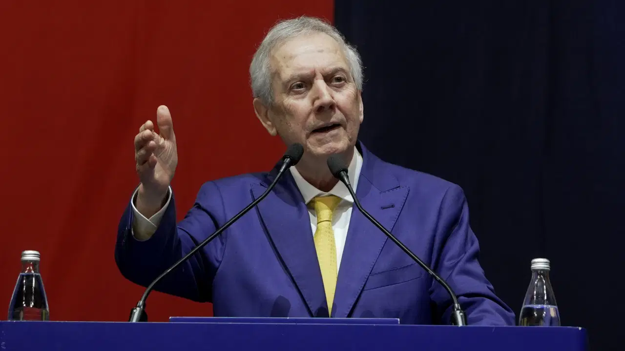 Aziz Yıldırım: Fenerbahçe'nin gönderdiği futbolcularla ilgili mali genel kurulda açıklamalar
