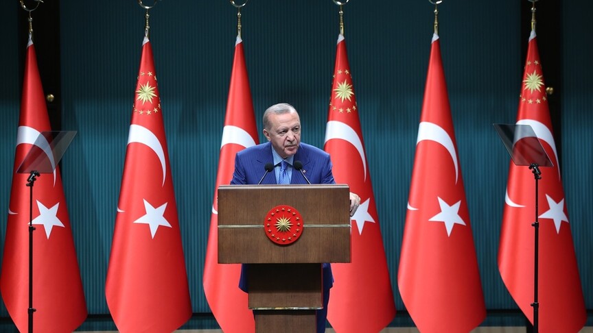 Fon soygunu siyasi polemiğin konusu oldu