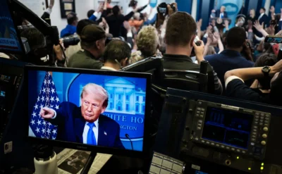 Amerikan medyası bir oldu, gazetecileri Beyaz Saray’a sokmayan Trump’a boykot başlattı