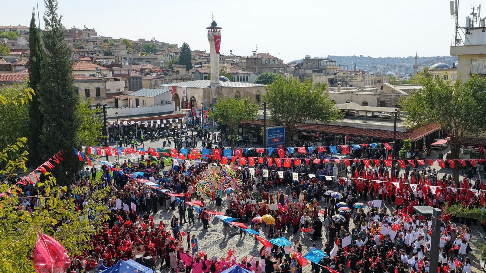 Yemek İnsanla Pişer: Gaziantep’in Asıl Sırrı