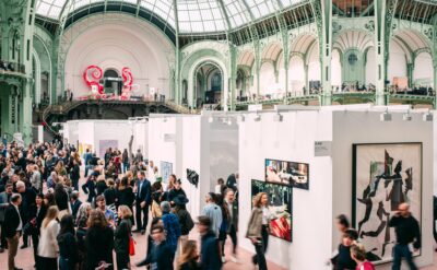 Paris, bütün karmaşanın ortasında Art Basel’e de ev sahipliği yapıyor