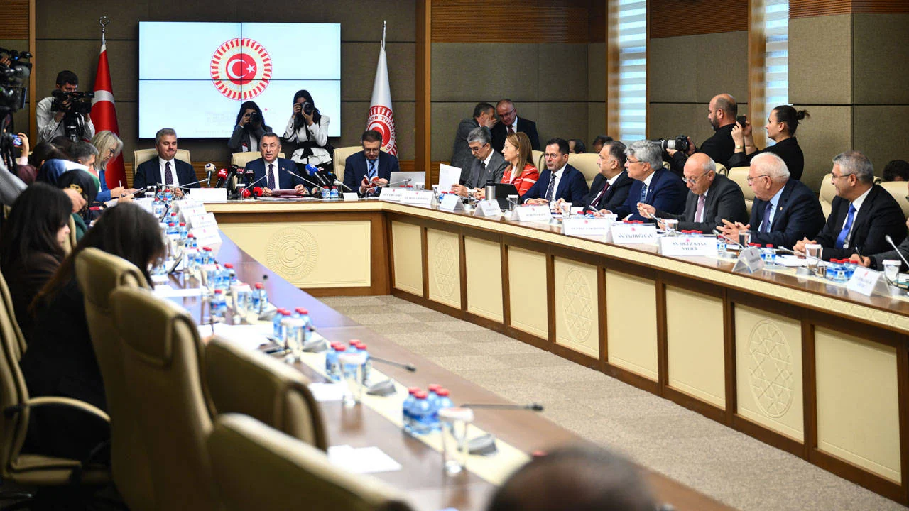 Mekke Anlaşması kanun teklifi Meclis’te: Yeni Parti’nin önerisine ret