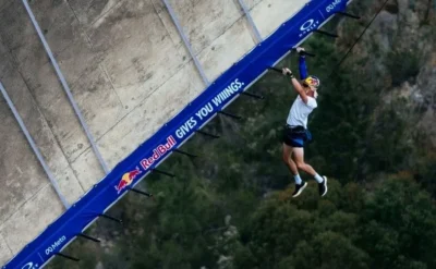 216 metre yüksekte can pazarı: 280 metreyi elleriyle tutunarak aştı
