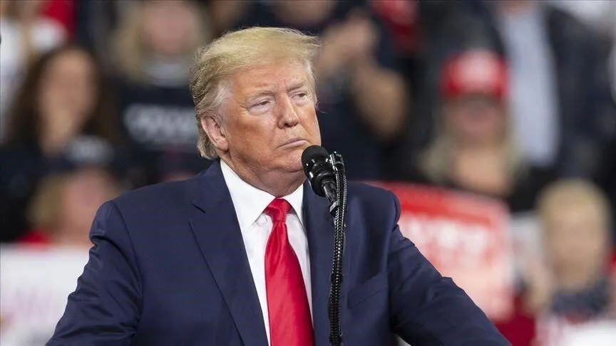 Trump'ın mitinginde Epstein protestosu