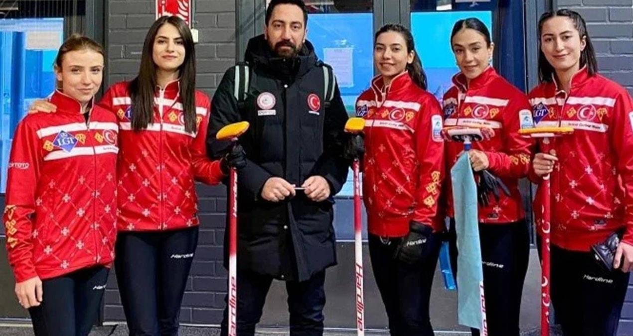Kızlar Curling Şampiyonası’na zaferle başladı