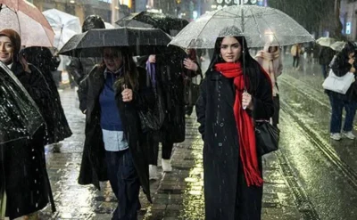 Meteoroloji kuvvetli sağanak uyarısı yaptı: Sıcaklıklar 5 dereceye kadar düşecek