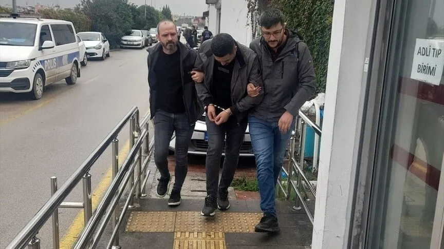 MİT ve polis ortak operasyonla firari suç örgütü şüphelisini yakaladı