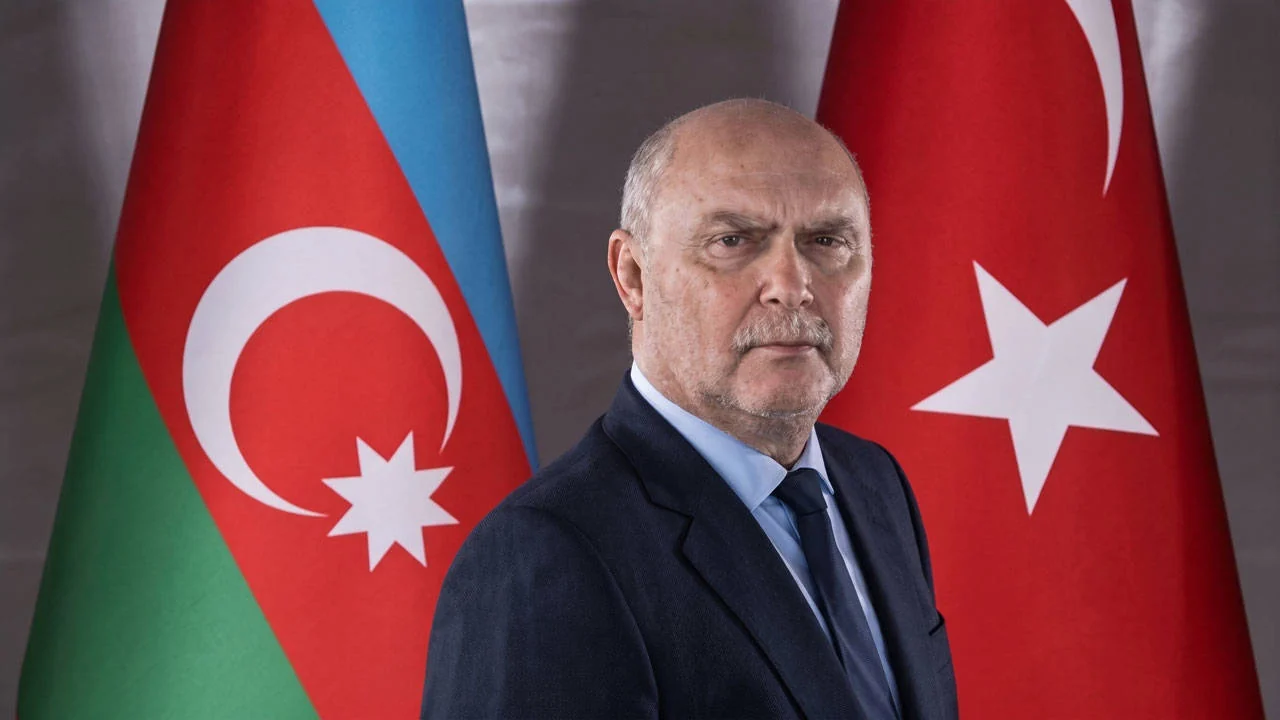 Aliyev’e yakın ajanstan ikinci salvo: Feridun Sinirlioğlu ‘Ermeni lobicisi’ diye suçlandı