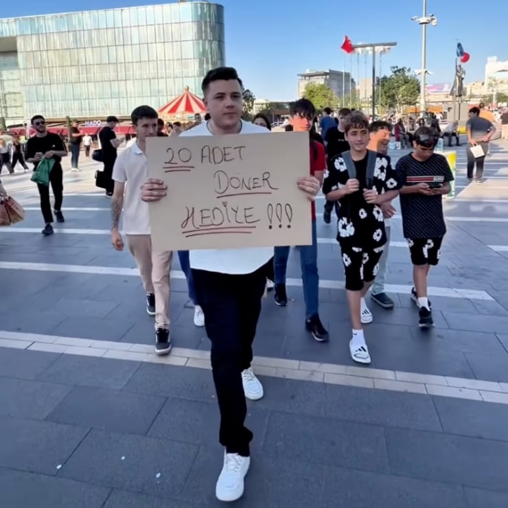Sosyal medya fenomenlerine 10 ilde operasyon