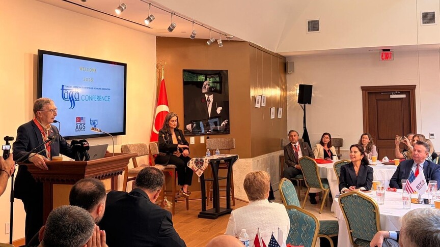 TASSA Konferansı Türk yıldızlar geçidi gibiydi