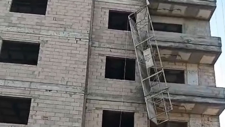 Mersin Tarsus'ta inşaat işçilerinden biri öldü, biri yaralandı