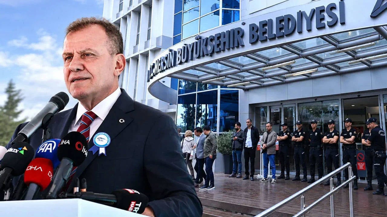 Mersin'de belediyelere operasyon: Vahap Seçer dahil 3 belediye başkanı tutuklandı