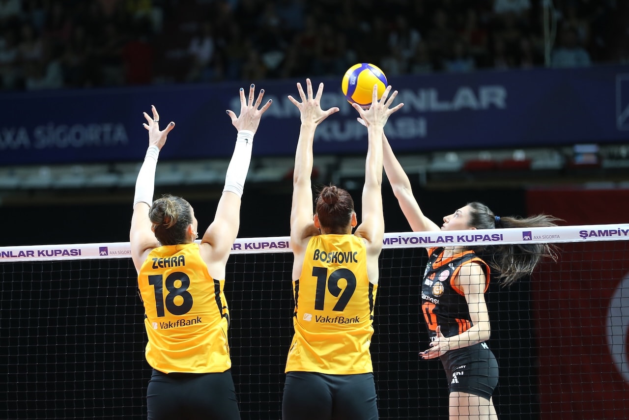 VakıfBank, AXA Sigorta Şampiyonlar Kupası'nı kazandı