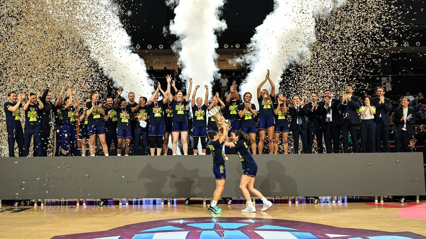 Fenerbahçe Avrupa Süper Kupası şampiyonu! Üçüncü kez zafer...