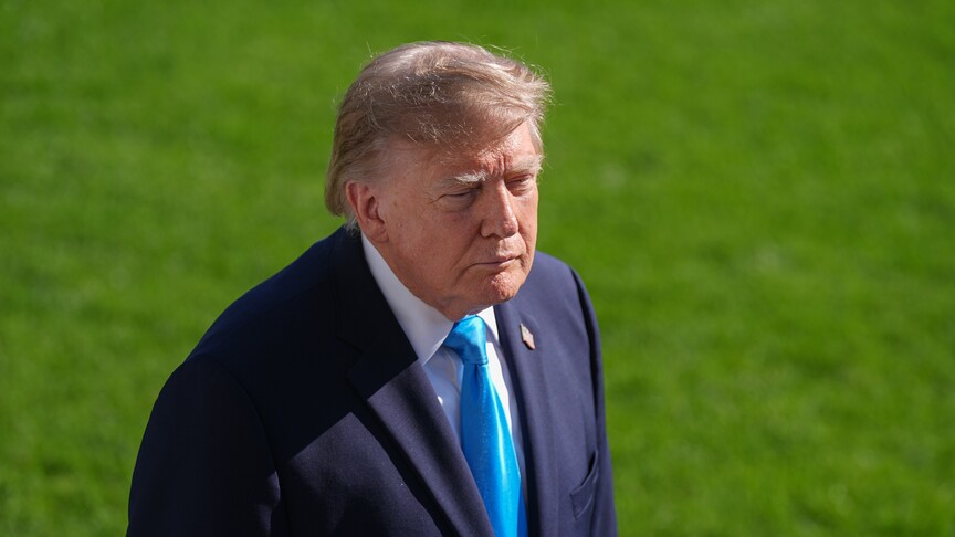 Trump'tan 'süper zeka' çağrısı: 'Yapay zeka' diyenleri düşman ilan etti
