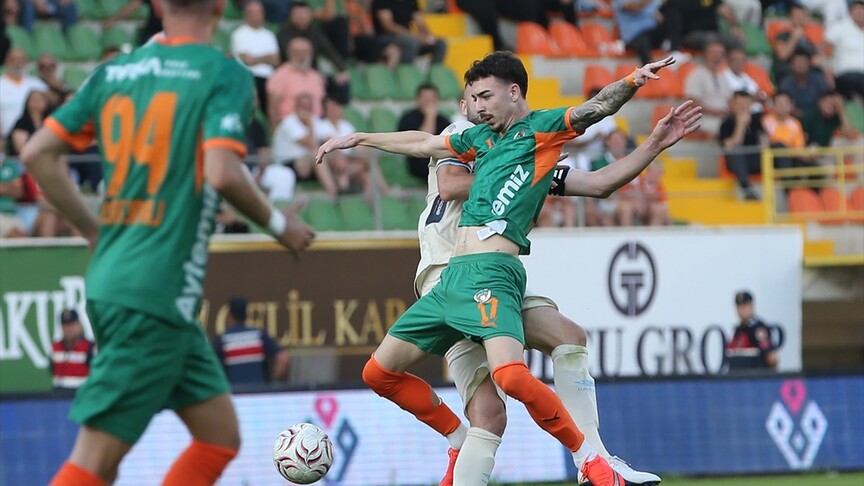Alanyaspor-Erzurumspor maçı 0-0 sona erdi