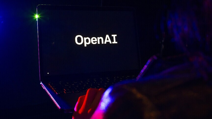 OpenAI eski çalışanını suçladı: Piyasaya sürülmemiş cihazın planlarını Apple’a götürdü