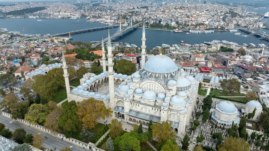 Süleymaniye Camisi’nin restorasyonu ortaya çıkardı: Mimar Sinan akustik sorununu zigzag küplerle çözmüş