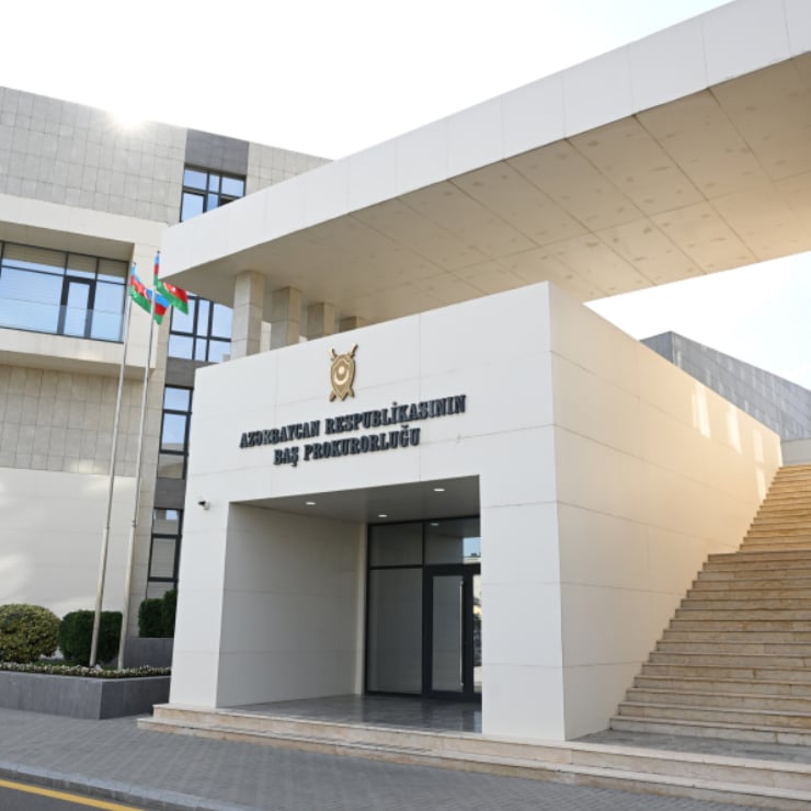 Azerbaycan sertleşti: Türk gazeteci hakkında uluslararası arama kararı çıkardı