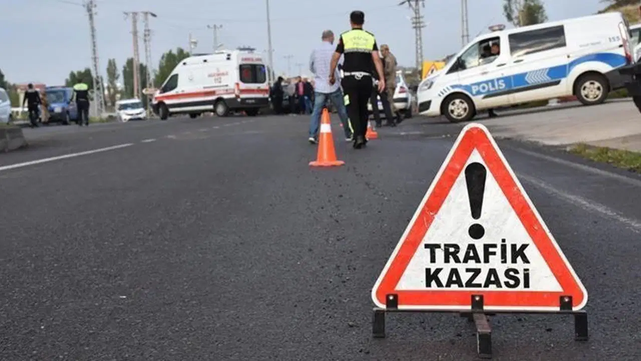 Ankara'da polis aracı kazaya karıştı: 6 yaralı