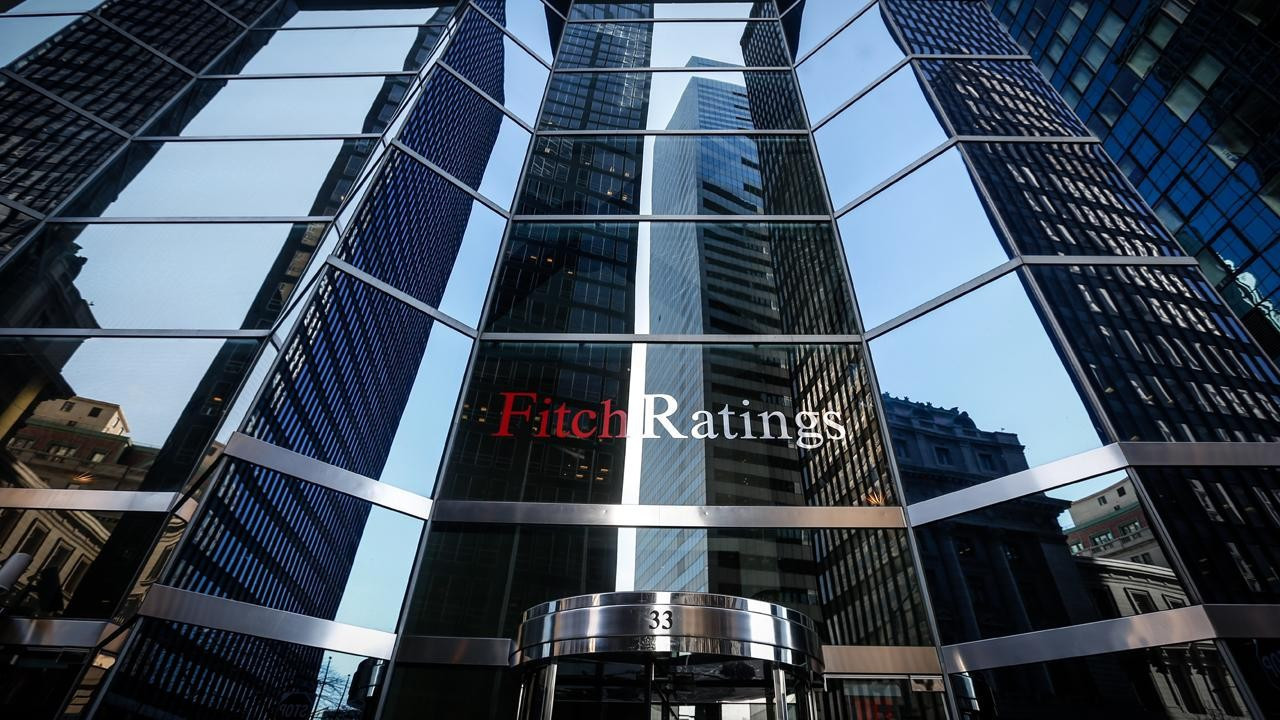Fitch, Türkiye için iki sektörde risk uyarısı yaptı